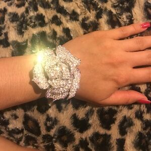 Rhinestone rose bracelet